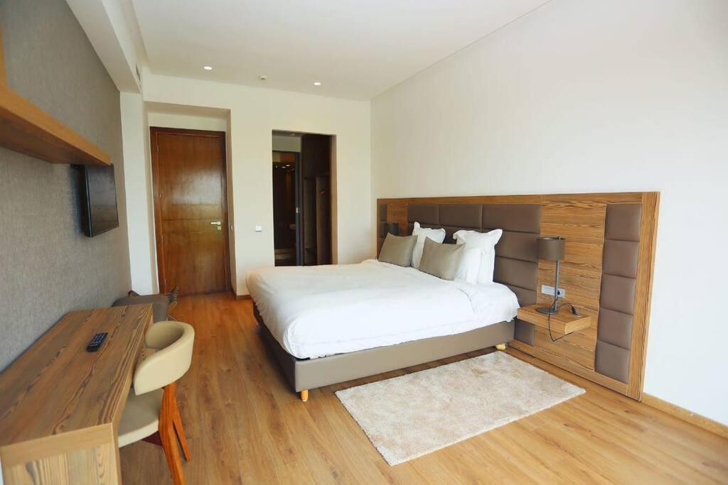 Luxury Apartment At Corniche , Seaview Close Beach カサブランカ エクステリア 写真