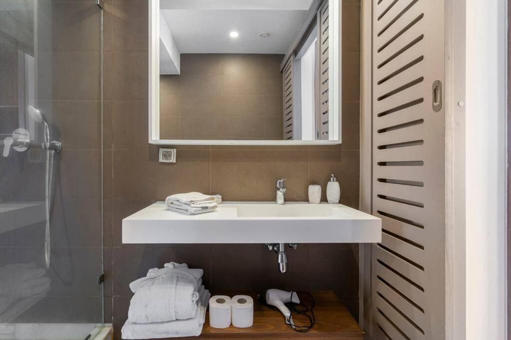 Luxury Apartment At Corniche , Seaview Close Beach カサブランカ エクステリア 写真
